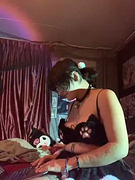 Snapshot of space_g1rl chatting on 3, 11, 2025 space g1rl online show from 3, 11, 2025