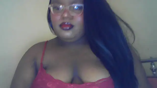 Snapshot of Thiccxox chatting on 27, 6, 2026 Thiccxox online show from 27, 6, 2026