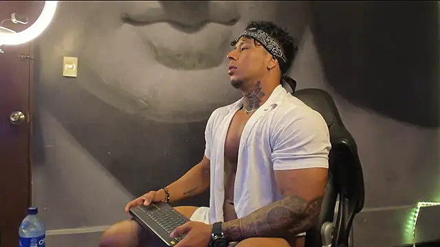 bradley smith online show from 16, 2, 2025