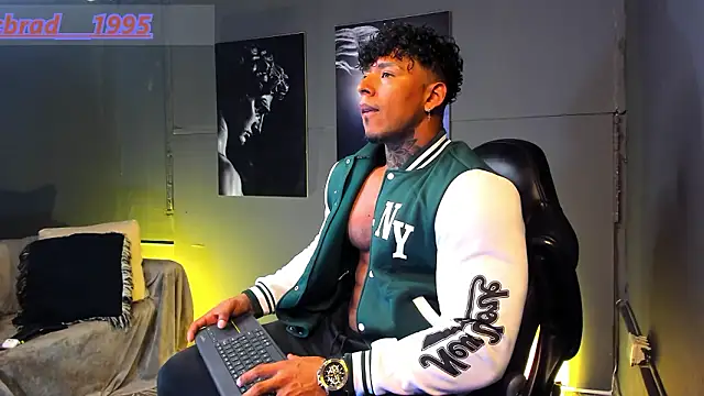 bradley smith online show from 18, 2, 2026