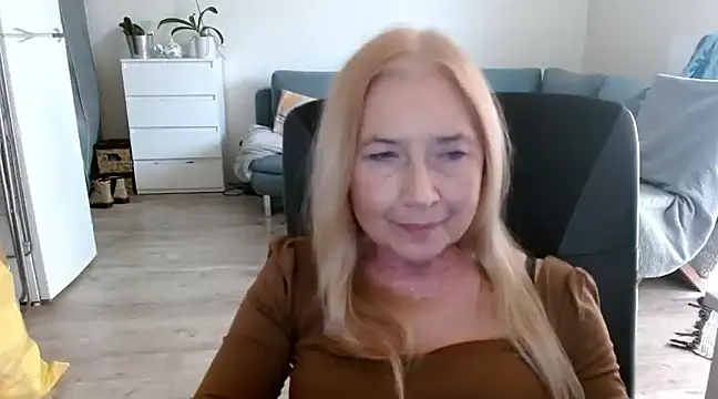 sofia xkiss online show from 14, 1, 2025