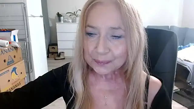 sofia xkiss online show from 16, 1, 2025