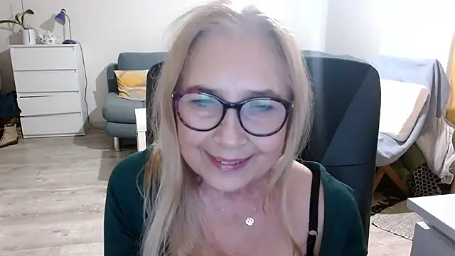 sofia xkiss online show from 31, 1, 2025