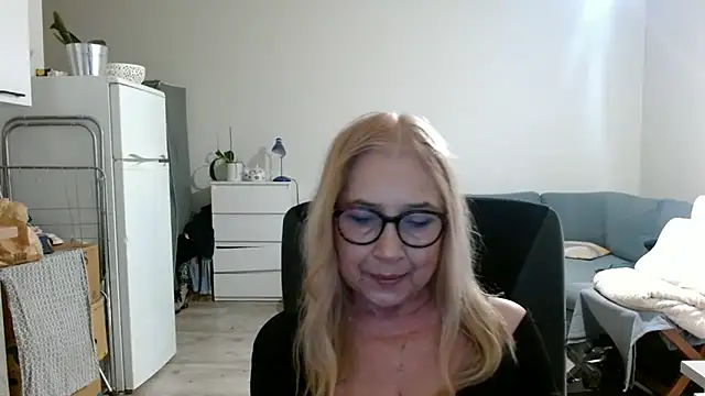 sofia xkiss online show from 26, 2, 2025