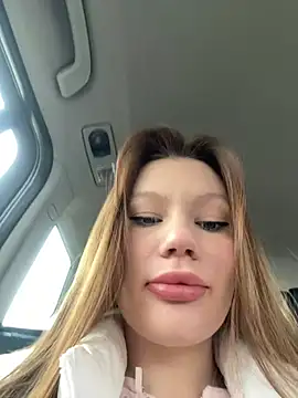 Snapshot of justmila chatting on 12, 1, 2025 justmila online show from 12, 1, 2025