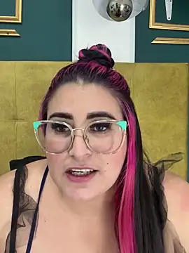 Snapshot of BellaPeers_ chatting on 5, 1, 2025 BellaPeers online show from 5, 1, 2025