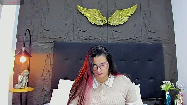 BellaPeers  online show from 1, 4, 2026