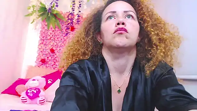 BLONDE SEXYHOT online show from 25, 10, 2025