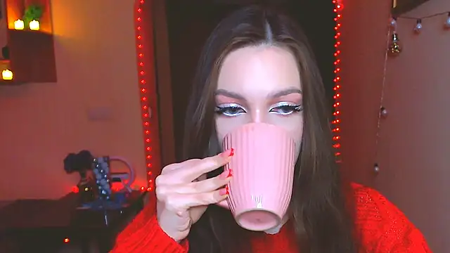 Snapshot of miss_merciless_ chatting on 14, 12, 2024 miss merciless online show from 14, 12, 2024