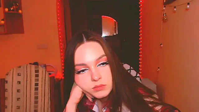 Snapshot of miss_merciless_ chatting on 18, 12, 2024 miss merciless online show from 18, 12, 2024