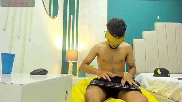 Snapshot of Austin_Cardieff chatting on 3, 1, 2025 Austin Cardieff online show from 3, 1, 2025