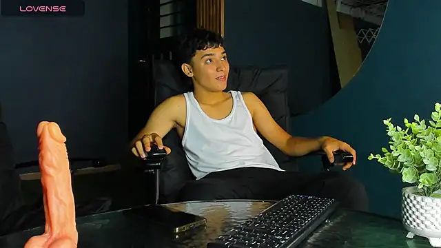 Snapshot of Austin_Cardieff chatting on 24, 2, 2025 Austin Cardieff online show from 24, 2, 2025