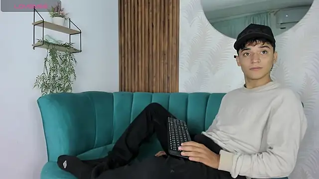 Snapshot of Austin_Cardieff chatting on 18, 3, 2025 Austin Cardieff online show from 18, 3, 2025