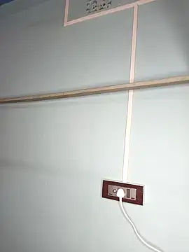 wild bong queen online show from 6, 1, 2025