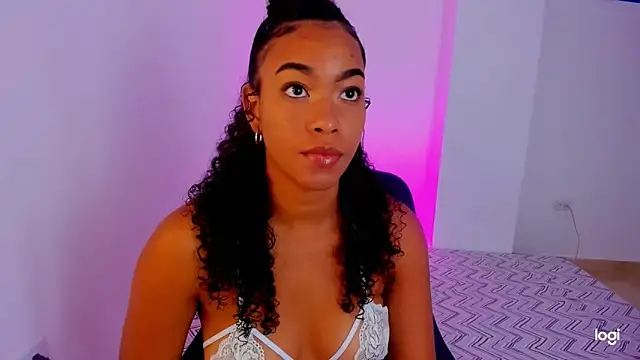 sasha fox00 online show from 18, 2, 2026