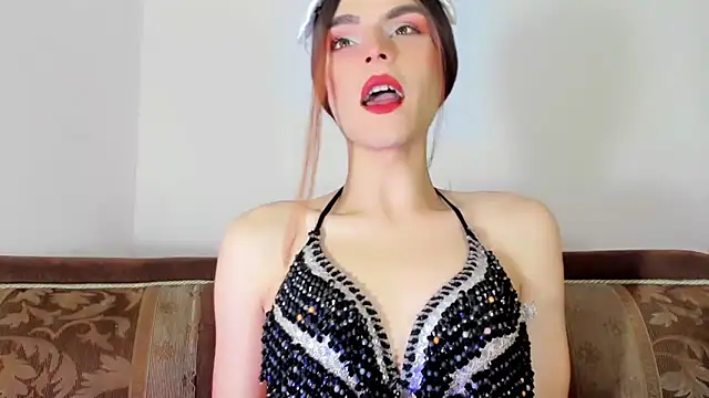 TatiGil online show from 9, 10, 2025