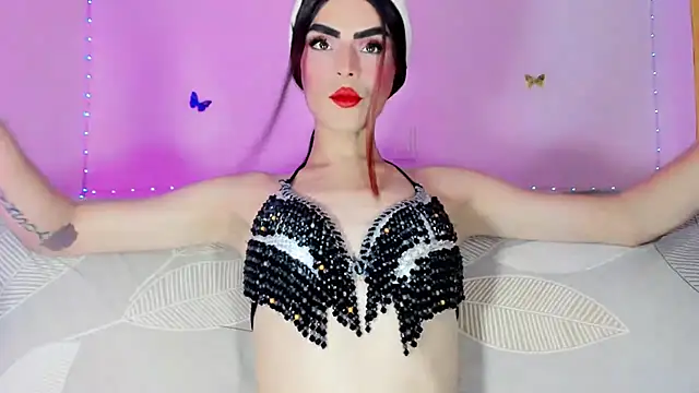 TatiGil online show from 4, 7, 2026