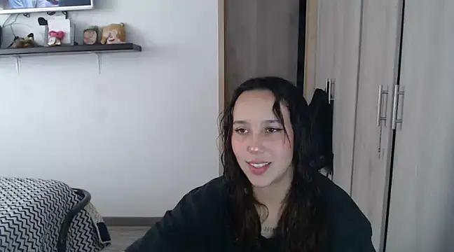 Snapshot of Skarlet_Adams28 chatting on 3, 12, 2024 Skarlet Adams28 online show from 3, 12, 2024