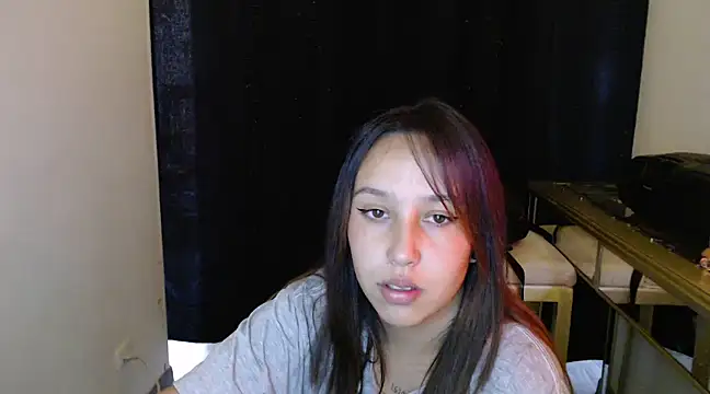 Snapshot of Skarlet_Adams28 chatting on 16, 1, 2025 Skarlet Adams28 online show from 16, 1, 2025