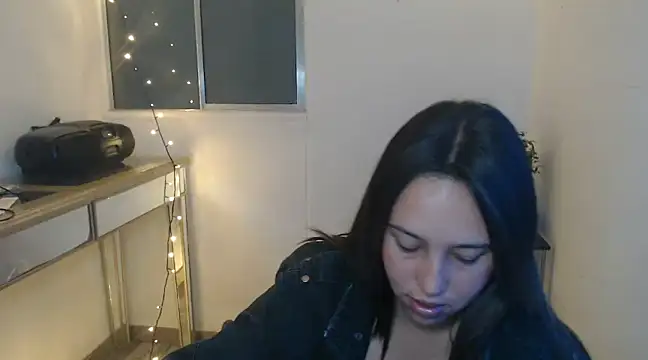 Snapshot of Skarlet_Adams28 chatting on 22, 1, 2025 Skarlet Adams28 online show from 22, 1, 2025