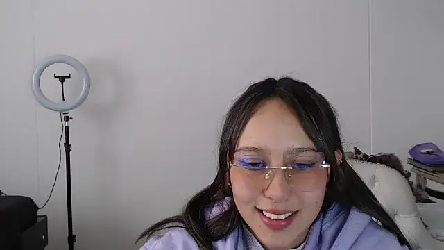 Snapshot of Skarlet_Adams28 chatting on 9, 3, 2025 Skarlet Adams28 online show from 9, 3, 2025