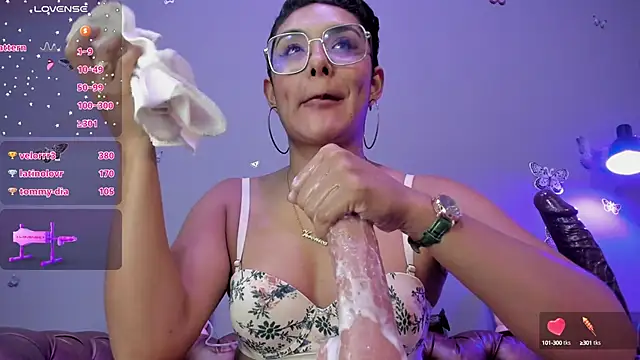 Kaira mosse online show from 29, 1, 2025