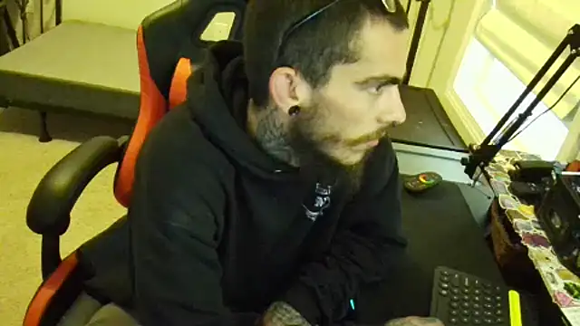 XMeF10 online show from 15, 2, 2025