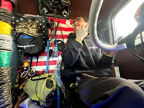 XMeF10 online show from 1, 12, 2025