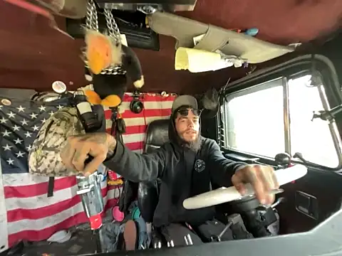 Snapshot of XMeF10 chatting on 24, 3, 2026 XMeF10 online show from 24, 3, 2026