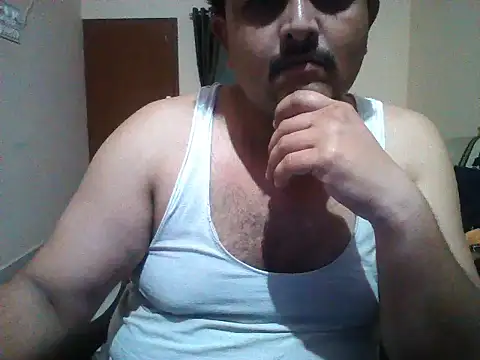 Snapshot of Akhil3290 chatting on 13, 5, 2026 Akhil3290 online show from 13, 5, 2026