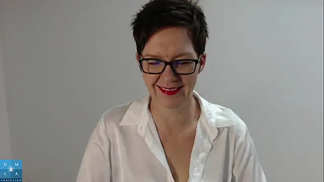 Sofie69Velvet online show from 16, 12, 2025