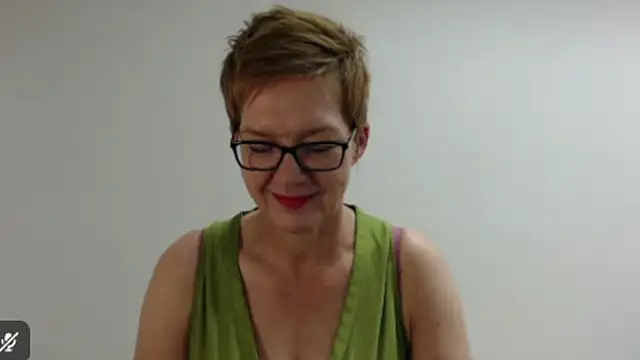 Snapshot of Sofie69Velvet chatting on 31, 5, 2026 Sofie69Velvet online show from 31, 5, 2026