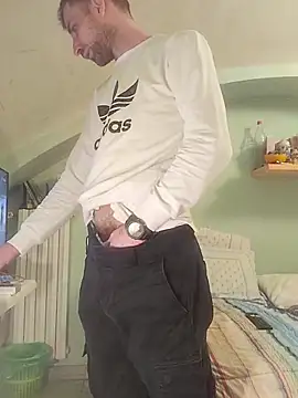 Davlupweed93 online show from 2, 4, 2026