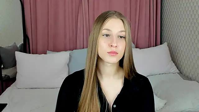 BritneyCruze online show from 10, 12, 2024