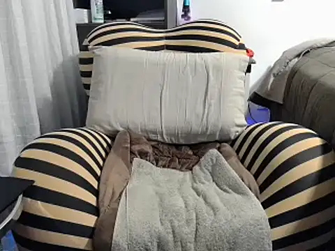 Snapshot of ChunkyMonkey007 chatting on 4, 12, 2024 ChunkyMonkey007 online show from 4, 12, 2024