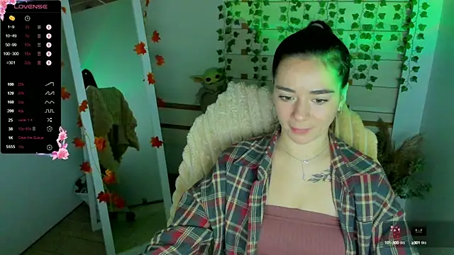 Bella XO online show from 13, 10, 2025