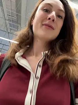 Dina Tease online show from 9, 9, 2025