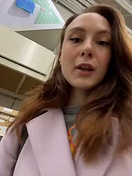 Dina Tease online show from 6, 10, 2025