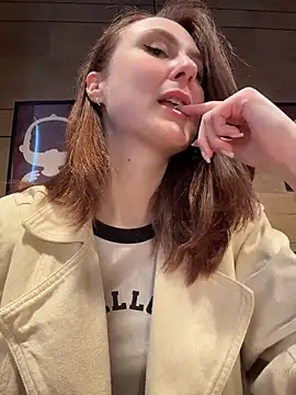Snapshot of Dina_Tease chatting on 2, 5, 2026 Dina Tease online show from 2, 5, 2026