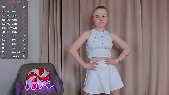 OdetteHarwick online show from 10, 4, 2026