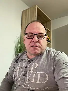 coupleLatinaLovers online show from 10, 12, 2024