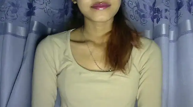 Snapshot of jassi-just18 chatting on 12, 12, 2024 jassi-just18 online show from 12, 12, 2024