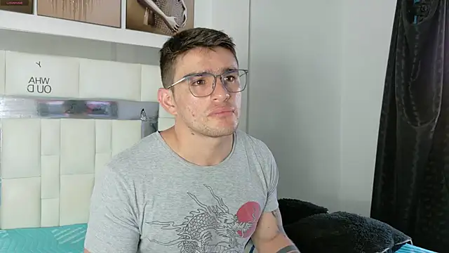 Sexy Alejandro  online show from 20, 1, 2025