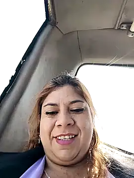 Snapshot of Laura-Hernandez chatting on 11, 12, 2024 Laura-Hernandez online show from 11, 12, 2024