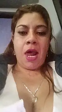 Snapshot of Laura-Hernandez chatting on 27, 12, 2024 Laura-Hernandez online show from 27, 12, 2024