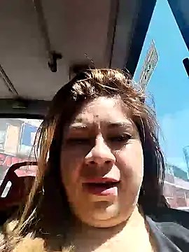 Snapshot of Laura-Hernandez chatting on 13, 1, 2025 Laura-Hernandez online show from 13, 1, 2025
