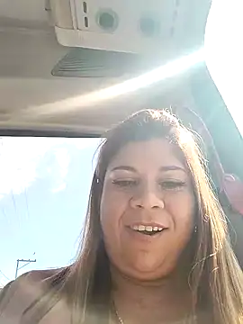 Snapshot of Laura-Hernandez chatting on 18, 1, 2025 Laura-Hernandez online show from 18, 1, 2025