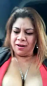 Snapshot of Laura-Hernandez chatting on 23, 1, 2025 Laura-Hernandez online show from 23, 1, 2025