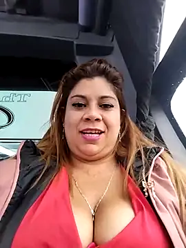 Snapshot of Laura-Hernandez chatting on 11, 2, 2025 Laura-Hernandez online show from 11, 2, 2025