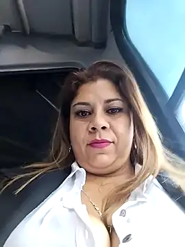 Snapshot of Laura-Hernandez chatting on 19, 2, 2025 Laura-Hernandez online show from 19, 2, 2025